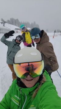 skiimage2v007.jpg