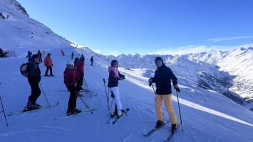 skiimageh001.jpg