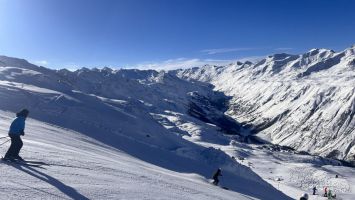 skiimageh002.jpg
