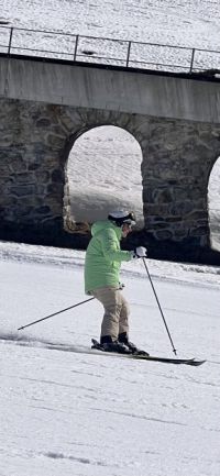 skiimage2v005.jpg
