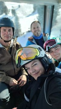 skiimage4v011.jpg