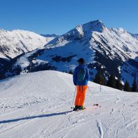 skiimage1h004.jpg